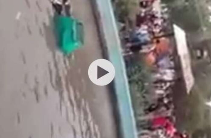 شاهد .. وفاة ثلاثة أشخاص من عائلة واحدة في حديقة السبعين بالعاصمة صنعاء..(فيديو)