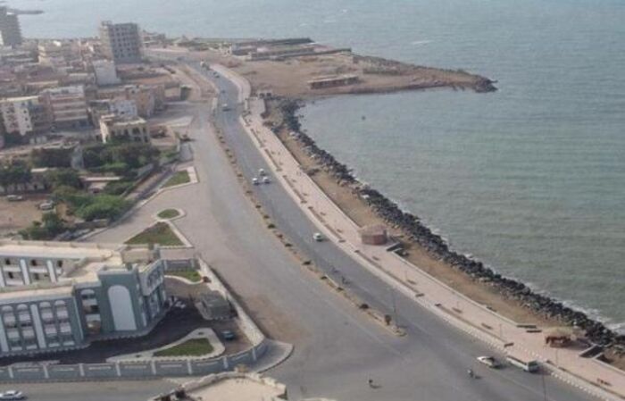 محاولة حوثية لمنع نشر اخبار الحديدة.. المليشيا تقطع انترنت شركتي "يمن موبايل و MTN" عن المدينة