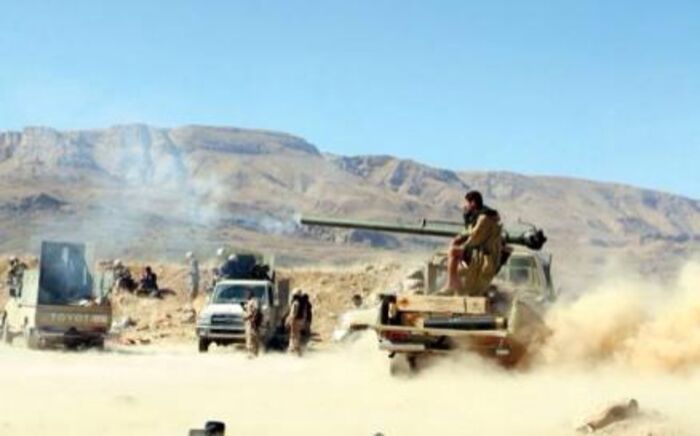 قوات الجيش والمقاومة الوطنية تزحف باتجاه 3 مديريات على الساحل الغربي.. وخلافات في أوساط مليشيات الحوثي بصنعاء (تفاصيل شاملة)