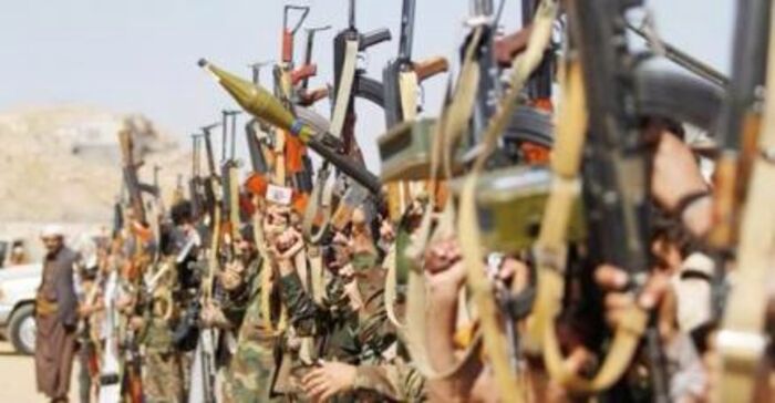 الحديدة .. الفزع يدفع مليشيا الحوثي لنشر القناصة  وتلغيم المباني وشن حملة اعتقالات (تفاصيل)