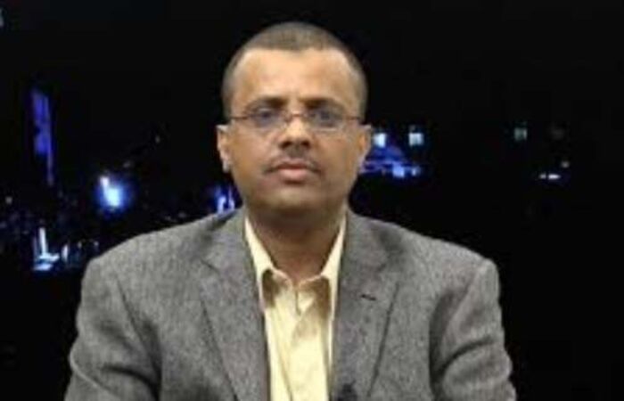 بعد نجاته من محاولة اغتيال..ميليشيا حزب الإصلاح تحاصر وكيل محافظة تعز عارف جامل