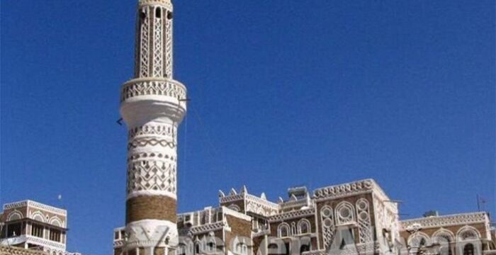 مشرفو مليشيا الحوثي يعممون على المساجد عدم قراءة سورة الطارق والحبس عقوبة ذلك