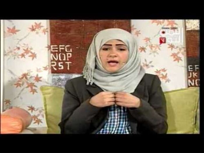 مذيعة اليمن اليوم داليا دائل تنفي مهاجمة الرئيس صالح