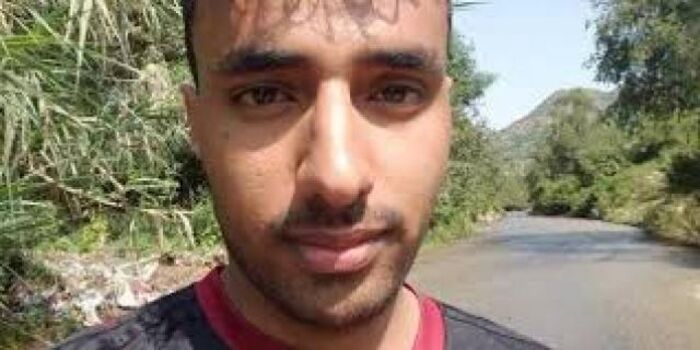 اسرار| إب.. مأساة الشاب أسامه: أطال أبوه خطبة الجمعة فقتله الحوثي