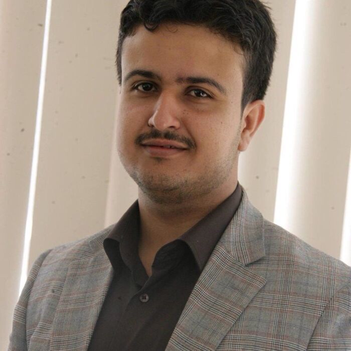 اسرار| قبل لحظات.. سكرتير الرئيس الراحل صالح .. يغرد بهذه التغريدة..!؟