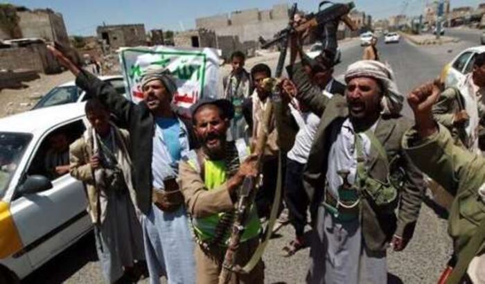 اسرار| خوفا من نهب مليشيا الحوثي.. محلات مجوهرات وصرافه في صنعاء تغلق ابوابها